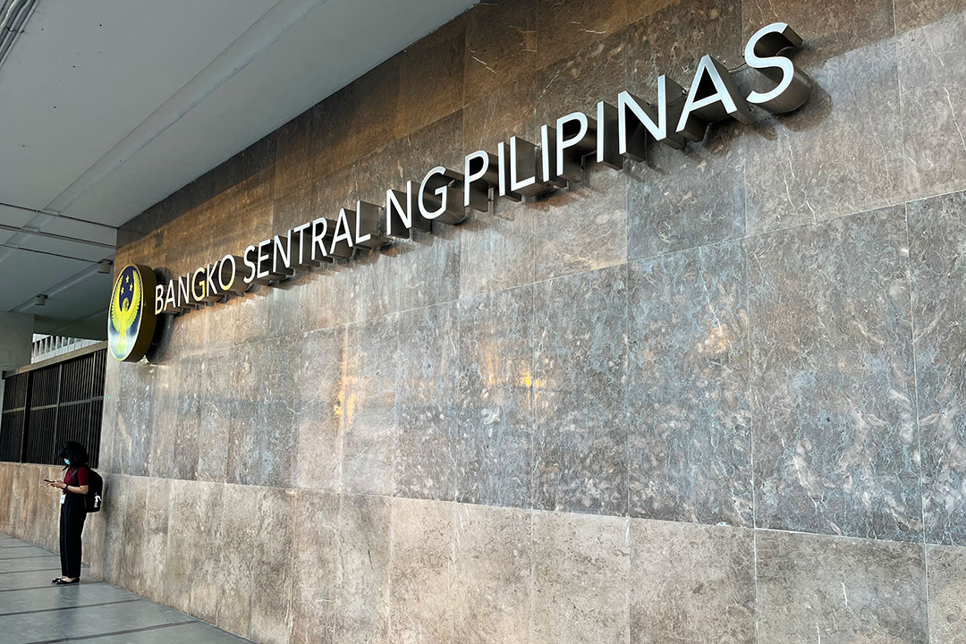 PHL international investment position net liability widens 9.8%