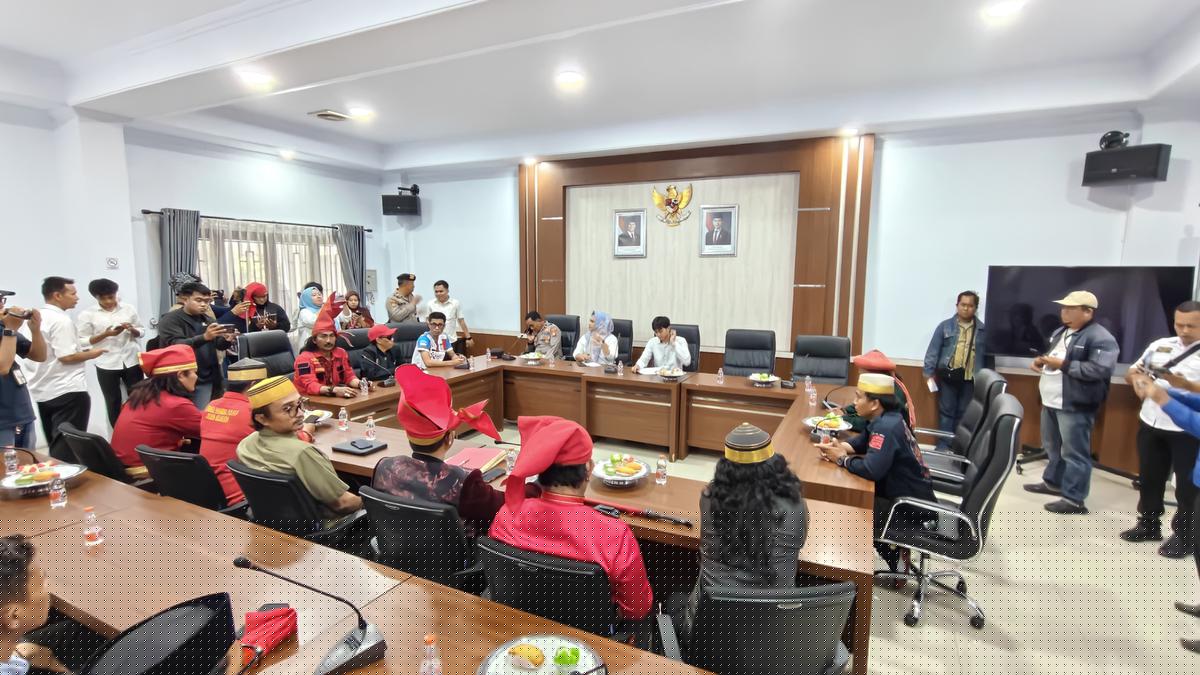 Janji DPRD Usai Digeruduk Pasukan Berkuda Kerajaan Gowa