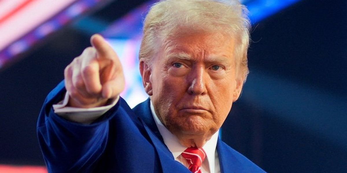 Trump points finger at GOP ex-rival to justify attack on president's own nominee