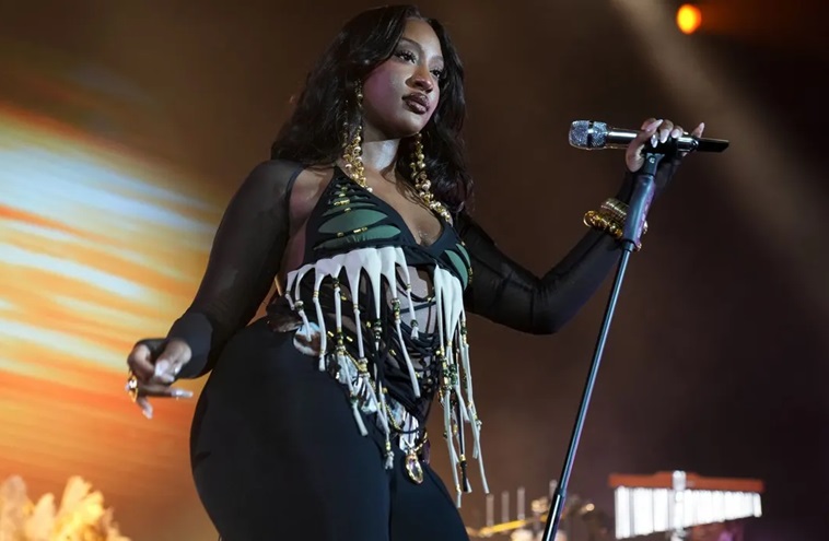 Tems Becomes Best-Selling Female African Artist In the U.S