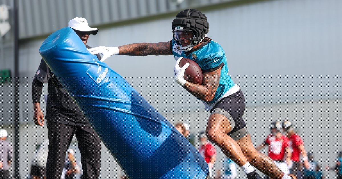 The Eagles cut some guys and signed some guys