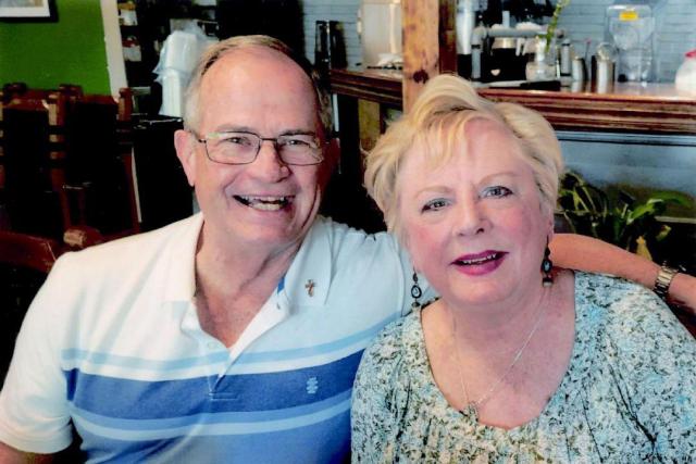 PHOTO: Mike and Jackie Lynch celebrate 50th wedding anniversary