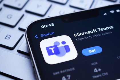 „Biržos laikmatis“: „Meta“ ir „Tesla“ ketvirčio rezultatai įvertinti teigiamai
