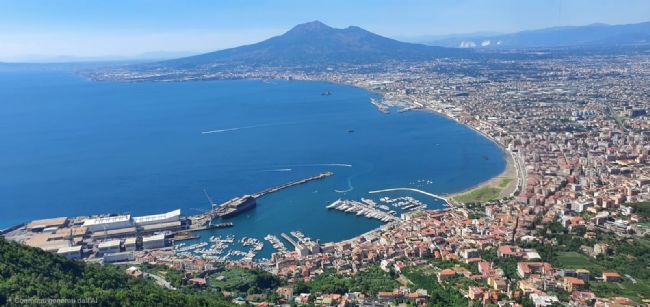 #PoliticaLavoro #Castellammare - Rfilettori sulla macchina amministrativa: protocolli, controlli e accessi sotto osservazione