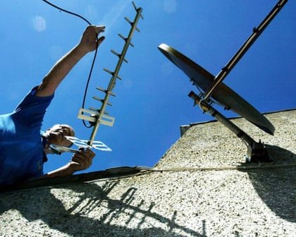 Britain Considers Plan To End Free-To-Air TV