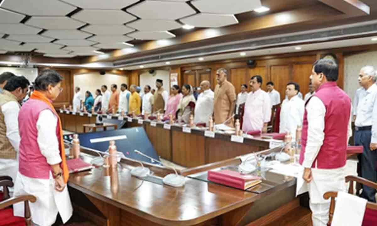 MP creates 354 senior resident doctors posts in key govt hospitals