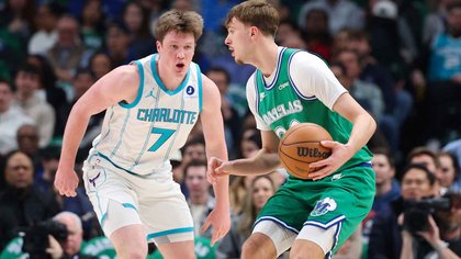 Mavericks’ Cooper Flagg wastes no time accomplishing impressive feat vs. Kon Knueppel amid ROY race