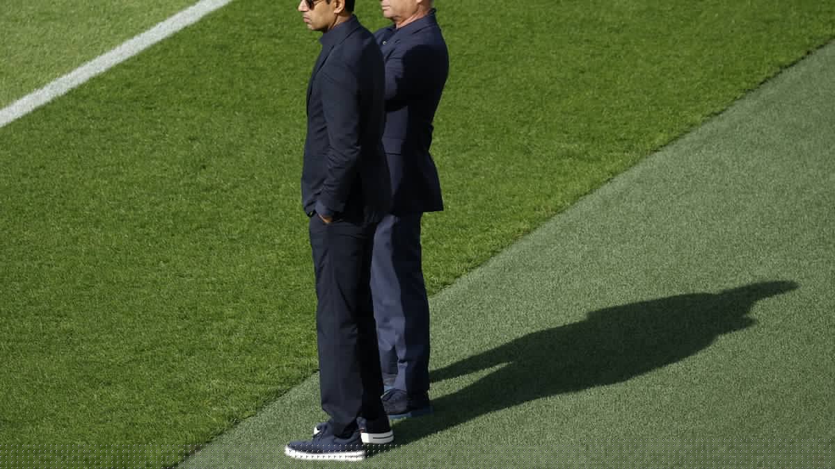 "Je dois me déguiser pour aller voir des matchs !" L'architecte du PSG Luis Campos raconte des anecdotes savoureuses sur ses méthodes de recrutement