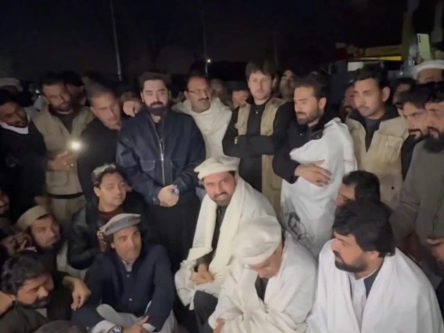 PTI leaders end Adiala sit-in, move to petition Islamabad High Court for access to Imran Khan