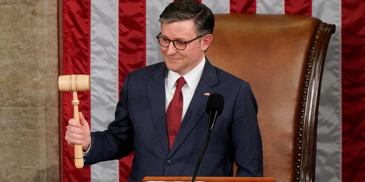 'Shame on you!' Dems erupt on House floor as Mike Johnson orders recess despite shutdown