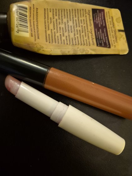 How to make your makeup last longer without buying anything new