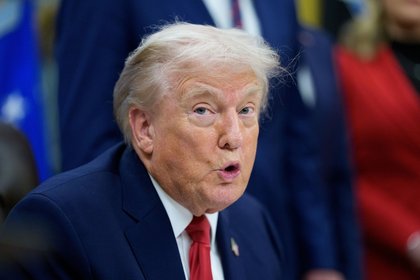 D. Trumpas perspėjo Jungtinę Karalystę: turėti reikalų su Kinija labai pavojinga