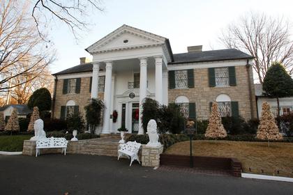 Missouri woman to be sentenced for trying to sell off Elvis Presley’s Graceland