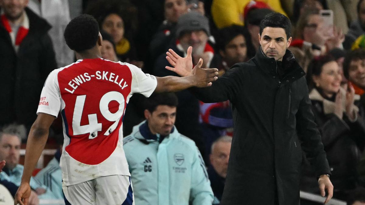 Manchester United Dapat Durian Runtuh, Punya Kesempatan Boyong Wonderkid Arsenal