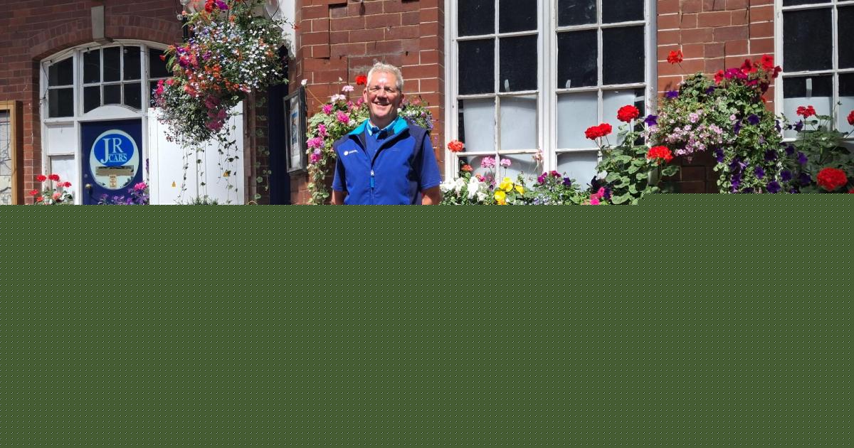 Meet the worker behind Bridlington station's award-winning floral displays