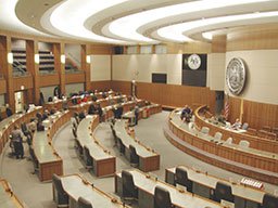 Gov., legislators move quickly to OK $150 million for healthcare, SNAP and public broadcasting to backfill fed funding cuts