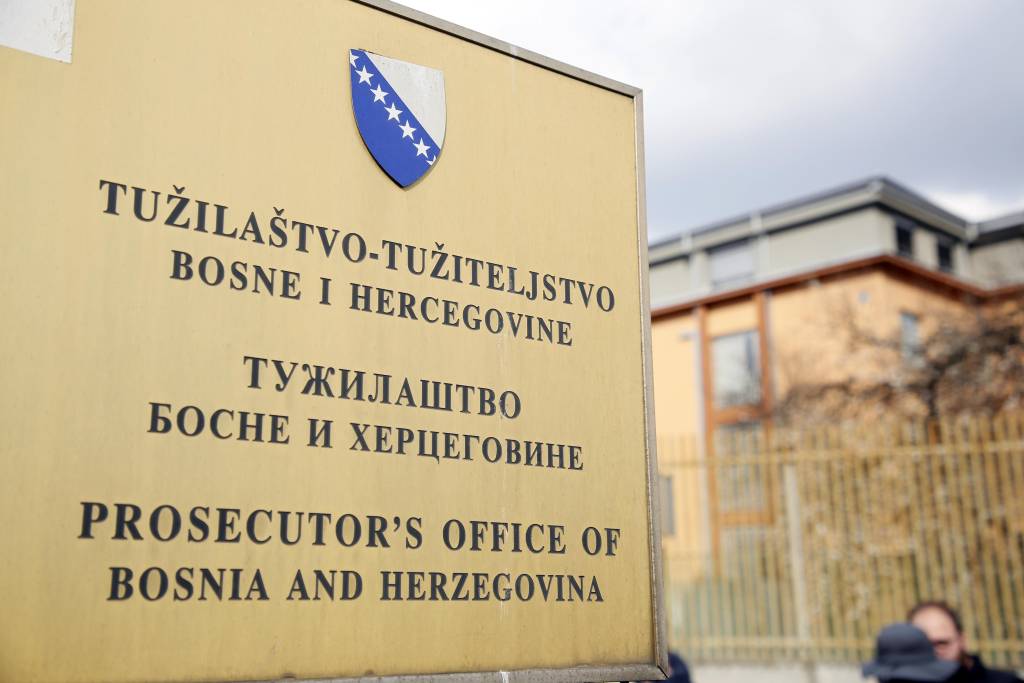 Prosecutor’s Office of BiH drops the case of Orthodox crosses erected in Srebrenica cemetery