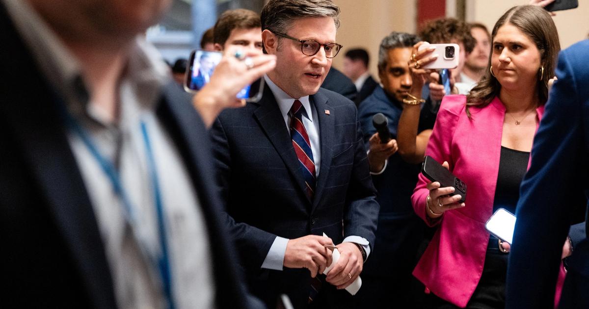 House pivots to the midterms as members depart for recess