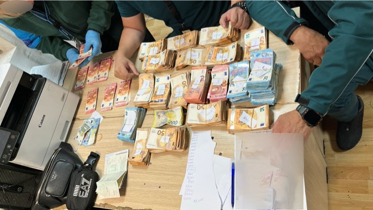 U akciji Frontexa zaplijenjeno više od 240.000 eura i srebrni nakit
