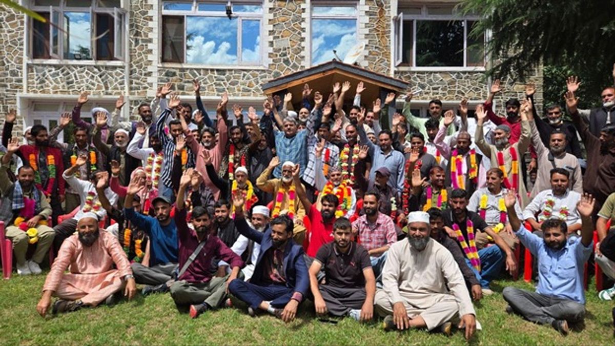 Dozens of PDP workers join NC in Gool