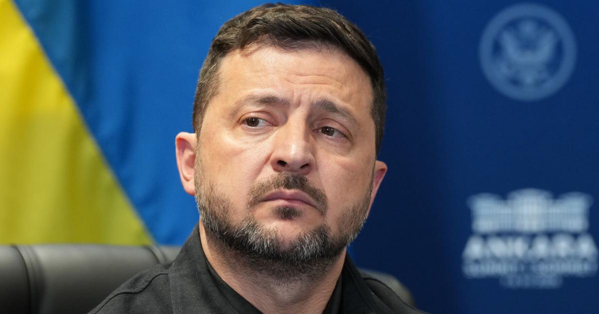 Russian attacks kill 10 in Ukraine as Zelenskyy says Moscow is getting more North Korean missiles