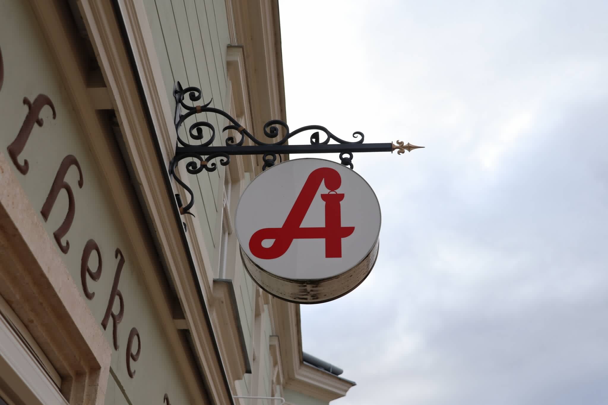 Öffnungszeiten und Notdienste der Apotheken in der Region Telfs
