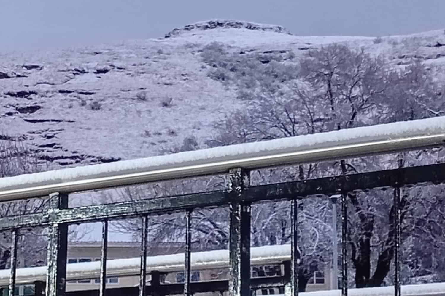 Heavy snowfall forces closure of SA-Lesotho border crossing