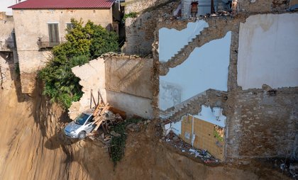 Emergenza e soldi mai spesi, il disastro annunciato di Niscemi