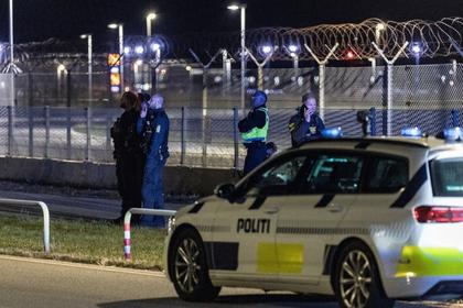 BEST OF THE WEB: They're back! Several large 'drones' fly over Copenhagen and Oslo airports, shutting down civilian flights, before 'disappearing'