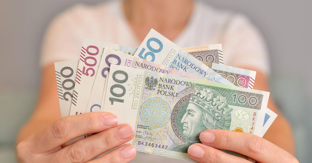 Masz 60 lat i 35 lat stażu pracy? Taką emeryturę z ZUS możesz dostać