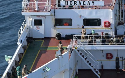 French soldiers board Russian tanker