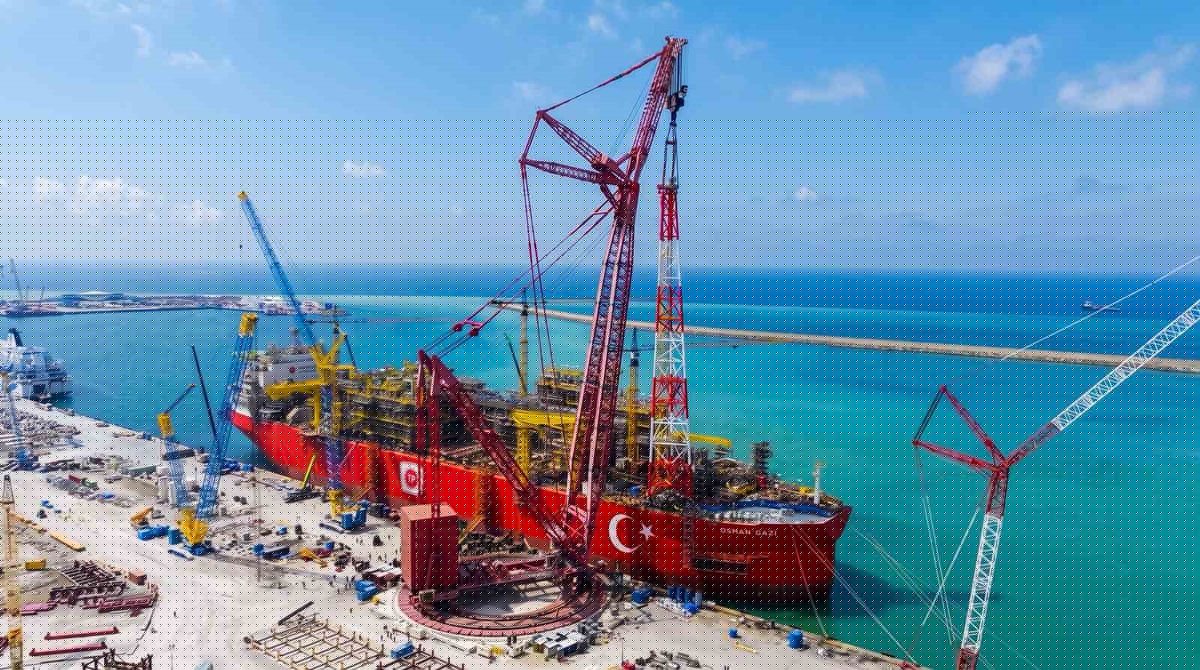 Osman Gazi Platformu'na Alev Kulesi Montajı Tamamlandı