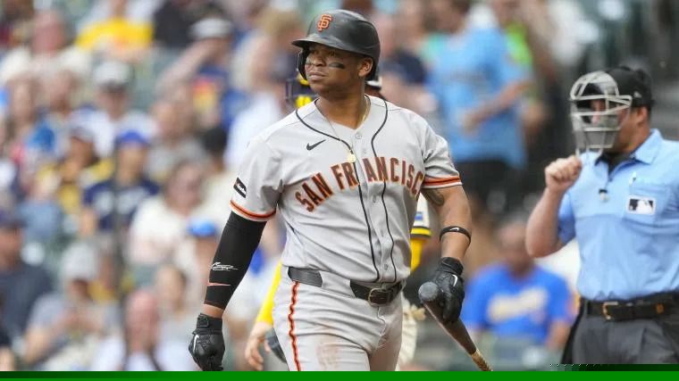 MLB insider would be 'shocked' if Giants traded their $313.5 million slugger