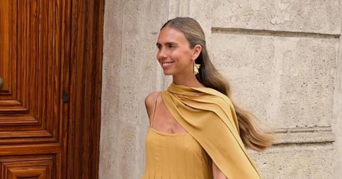 Zara tiene los vestidos elegantes y versátiles para tus looks de invitada que puedes llevar en tus bodas de septiembre