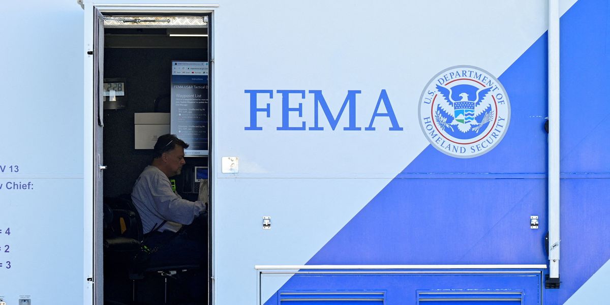 Trump's FEMA mocks blue states struck by the 2026 blizzard