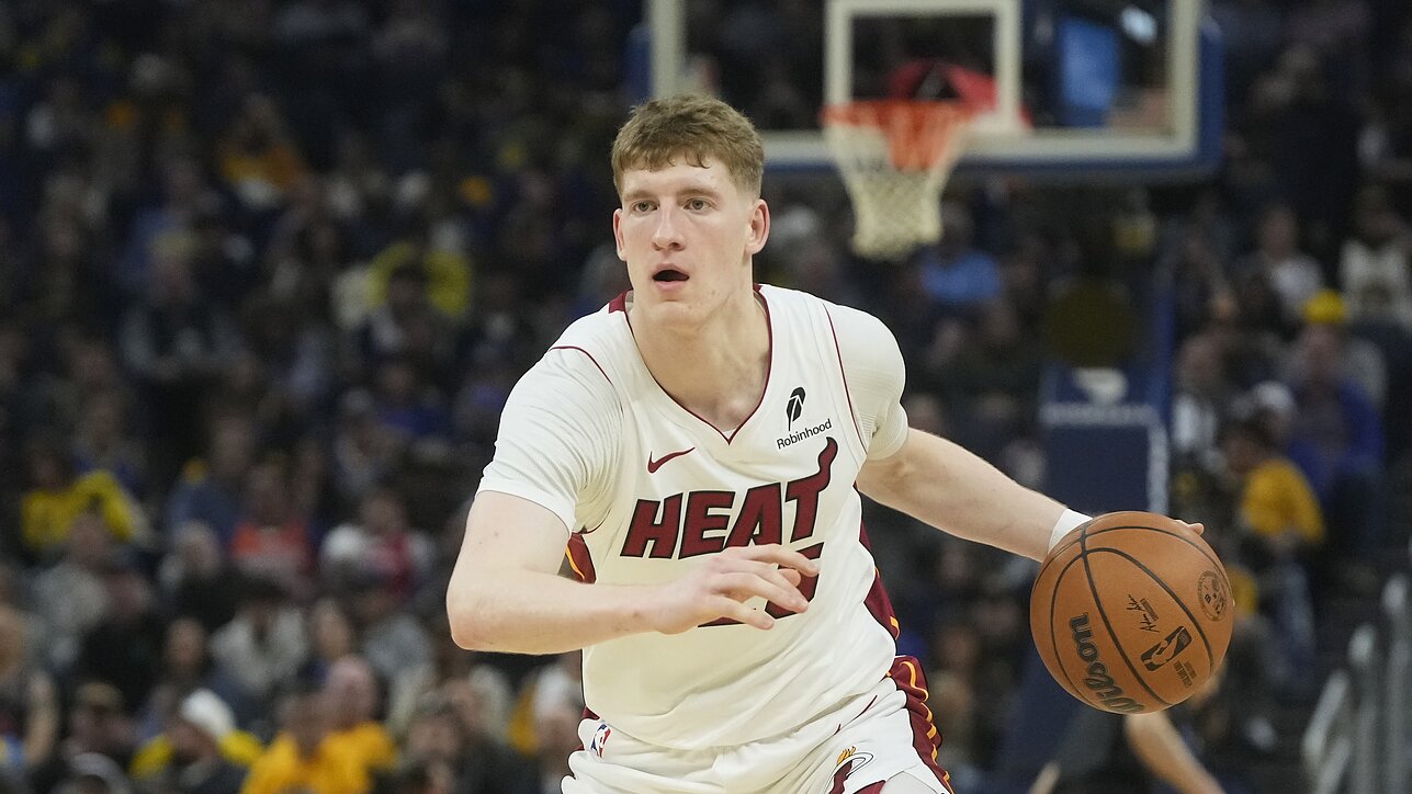 Majamyje – starto penkete rungtynes pradėjęs Jakučionis ir „Heat“ pralaimėjimas