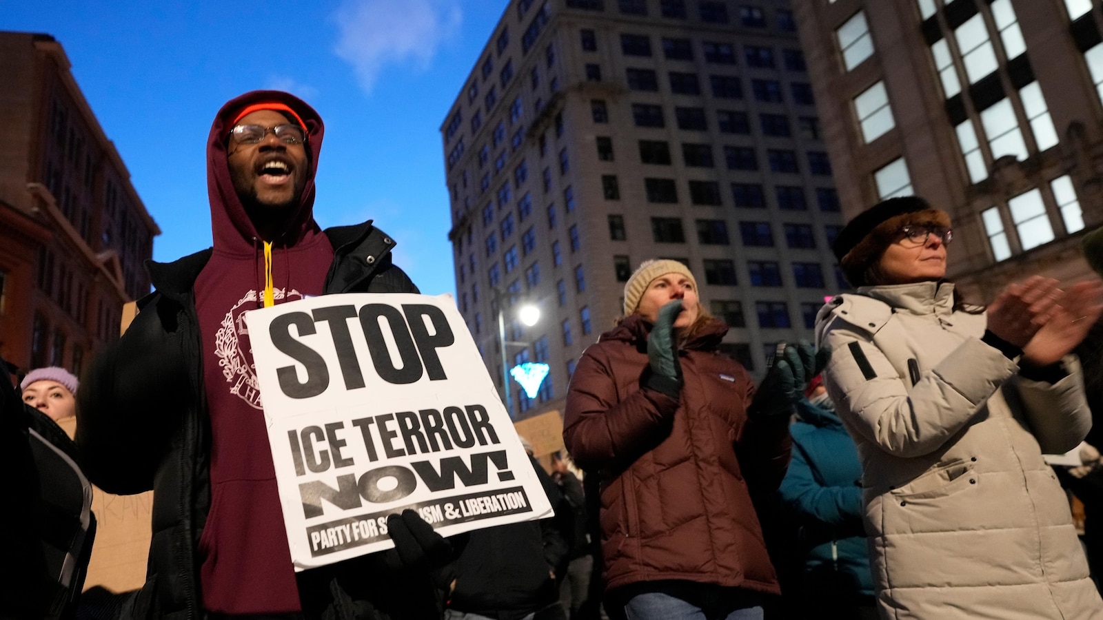 Sen. Collins announces end to ICE large-scale operations in Maine after Noem talks