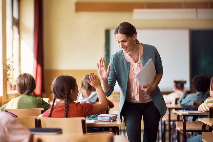 Sampson County Schools Offer Financial Incentives to Fill Teacher Vacancies