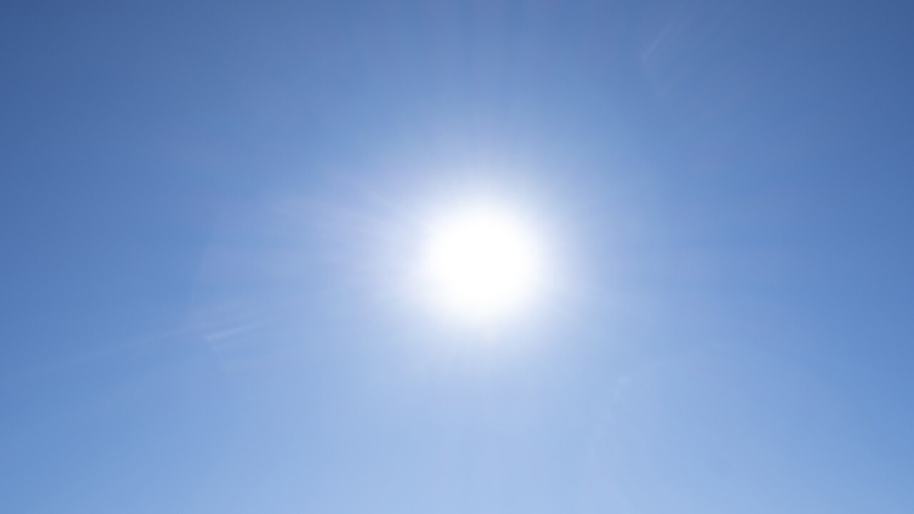 Nový národný rekord nevydržal ani 24 hodín, čaká sa na SHMÚ. Závratnú teplotu namerali na juhu