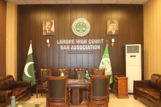 LHC Bar warns of protest over financial crisis, threatens to encircle Punjab Assembly, CM Office