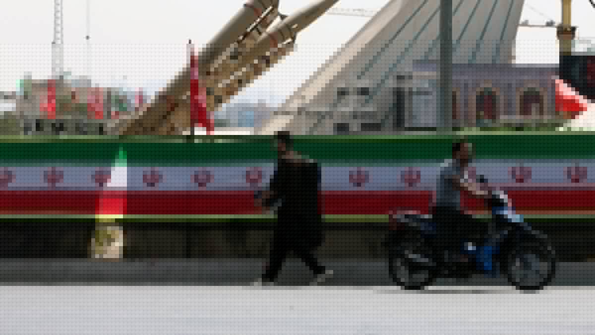 Guerre au Moyen-Orient : l'Iran lance des missiles sur une base américaine en Jordanie après une reprise des tensions dans la nuit