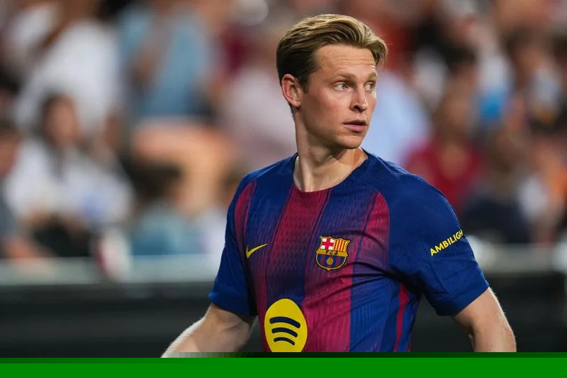 Barcelona star addresses ‘false reports’ after suffering injury during World Cup