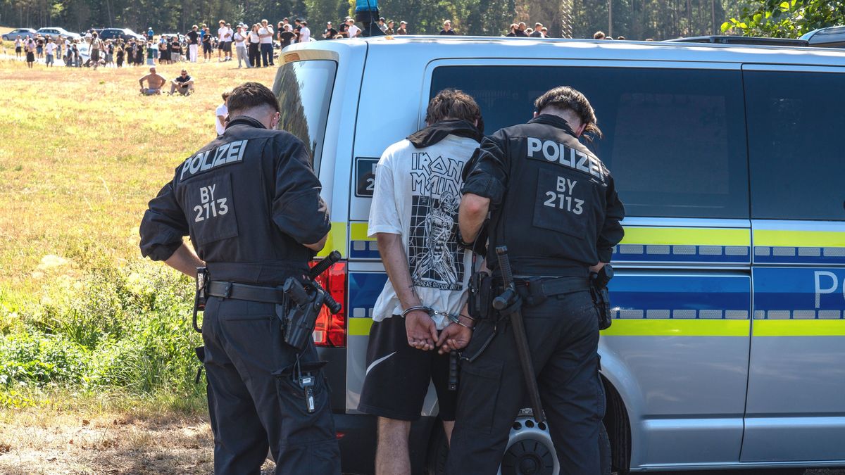 »Drachenlord«: Tausende Menschen belagern alten Wohnort Emskirchen