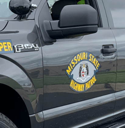 2 Missouri adults, 2 juveniles injured in SUV, car crash