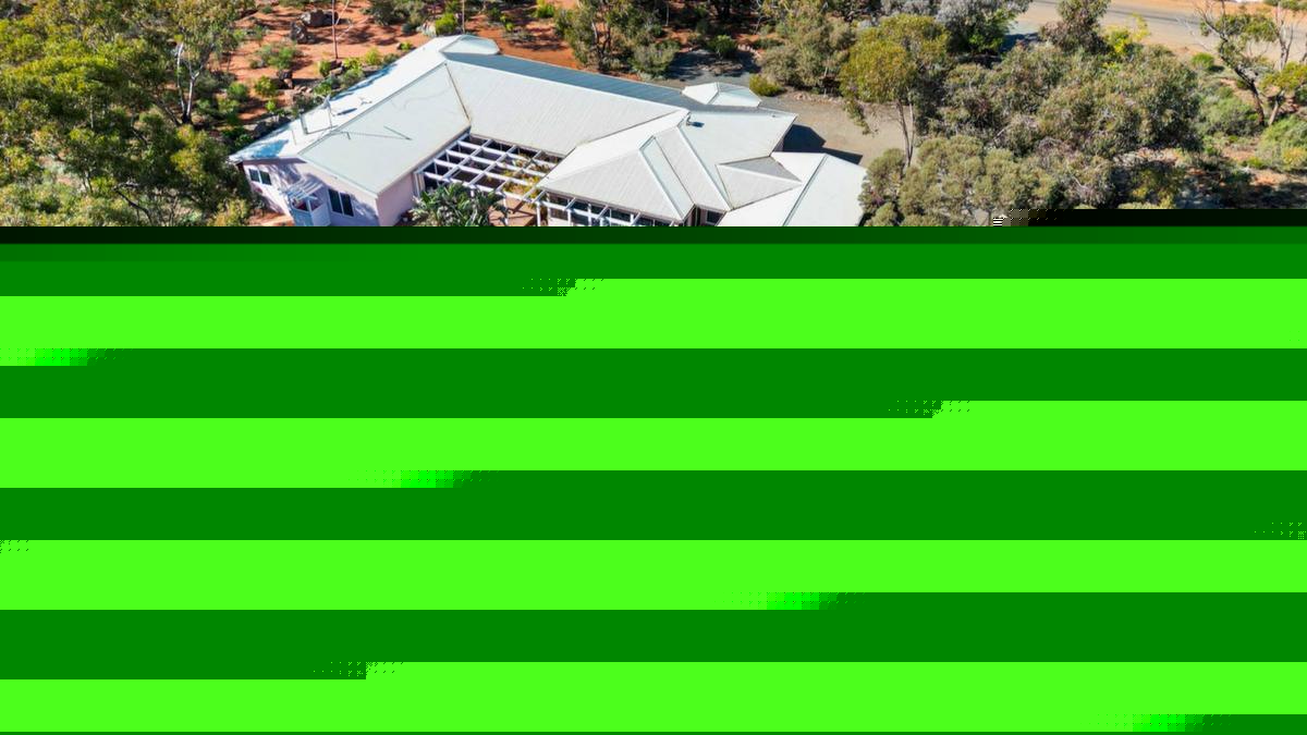 House That! A Kalgoorlie home that seem like an oasis in the desert is set to break price records, seeking offers from $3 million. While located five minutes from the centre of Kalgoorlie seems worlds away from the rough the rough and tumble town.