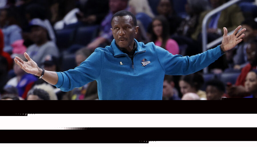 Dwane Casey To Remain With Pistons