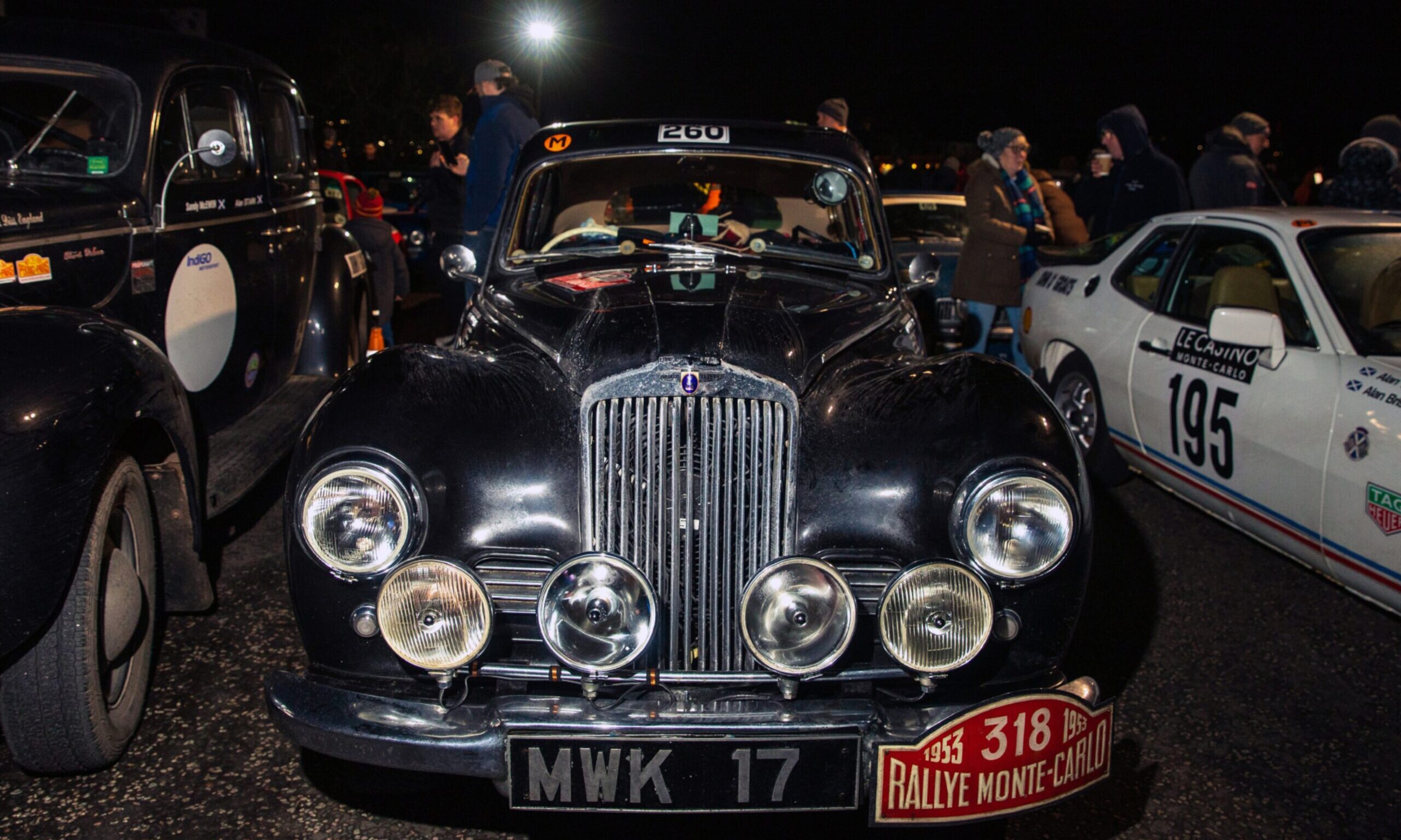 Stirling Castle welcomes Monte Carlo rally fans with classic cars and live music event