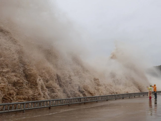 Typhoon Dolphin hits China's east coast, over 1 million evacuated