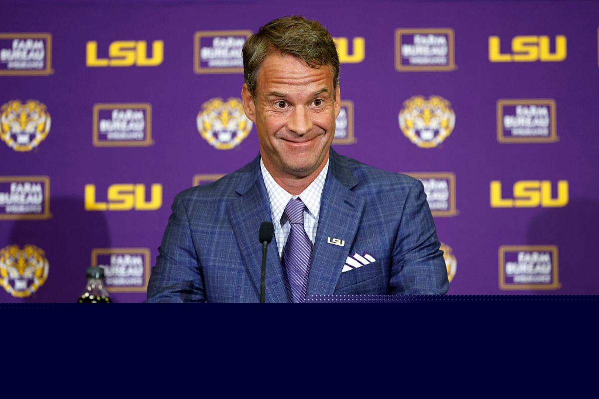 LSU Coach Lane Kiffin's $40K Private Jet Trip Sparks Debate