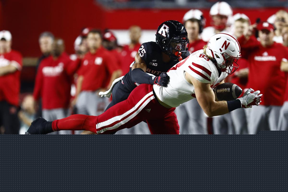 Neck Injury Forces Nebraska Alum to Retire from NFL at 28
